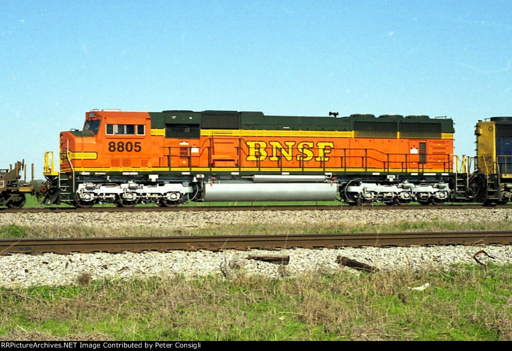 BNSF 8805